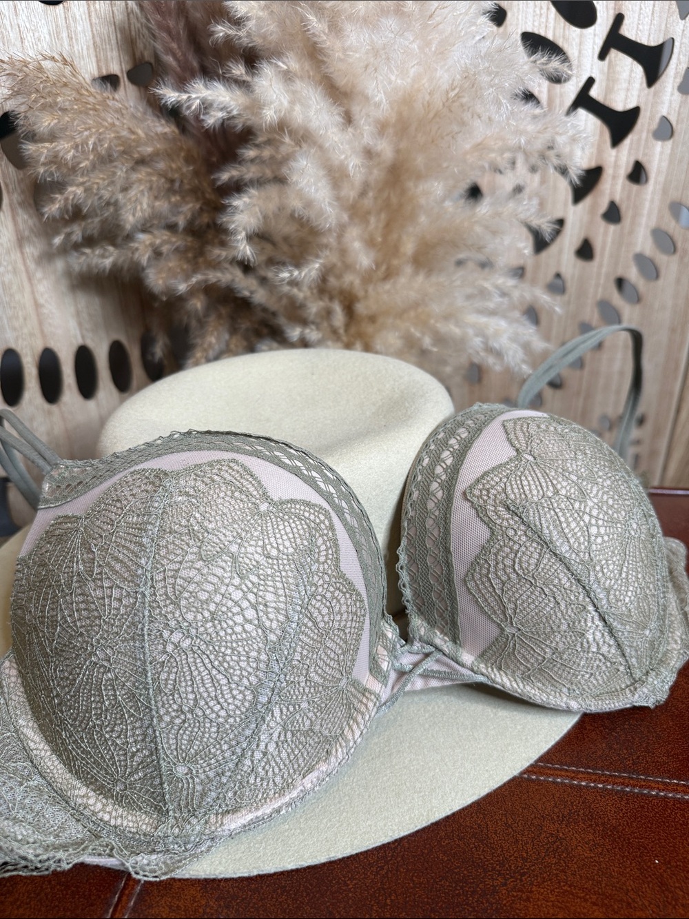 Victoria's Secret Nude Bra with Olive Lace Overlay - Picture 7 of 7
